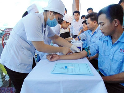 Tăng cường khám, kiểm tra sức khỏe lái xe ô tô kinh doanh vận tải
