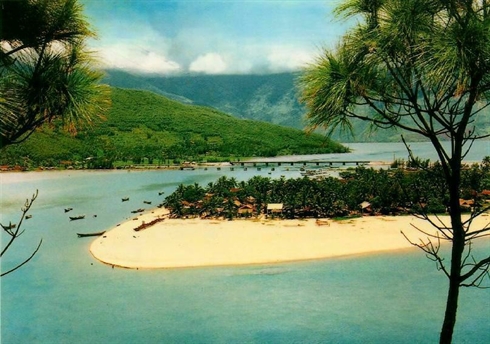 La baie de Lang Cô en fête