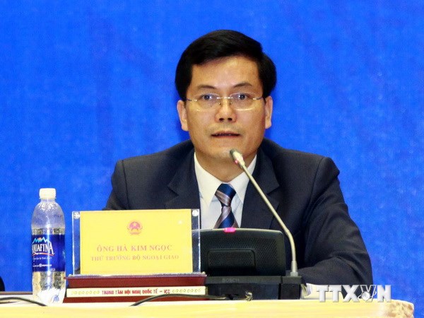 Le Vietnam contribue à la paix en Asie