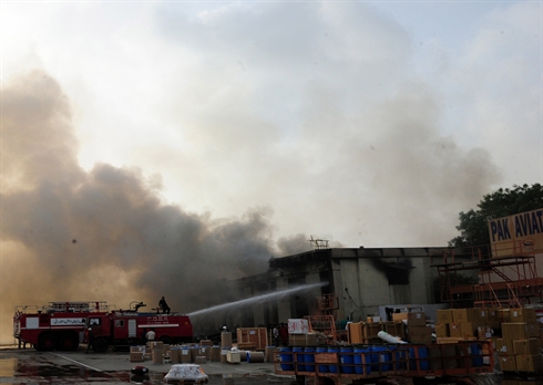 Pakistan l armée bombarde une zone rebelle après l attaque de Karachi