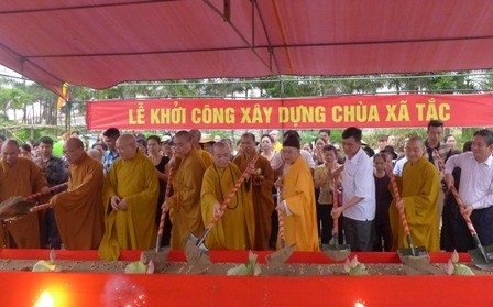 Ceremony for peace at East Sea