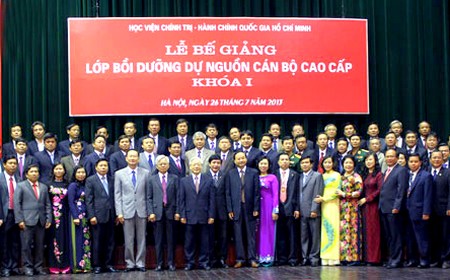 Tiếp tục nâng cao chất lượng lý luận chính trị cho cán bộ lãnh đạo, quản lý