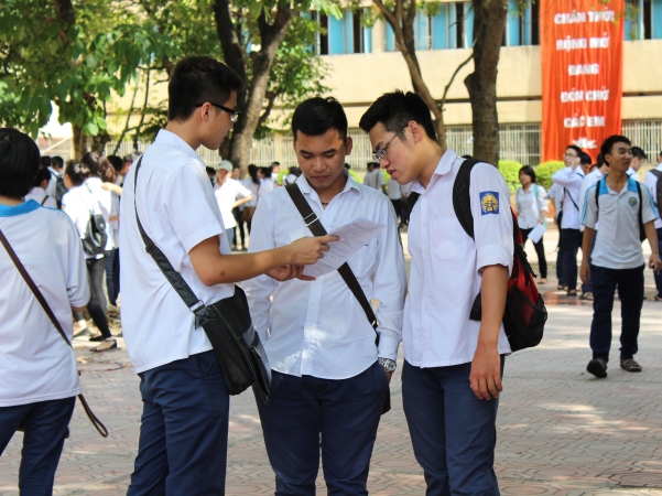 Biển đảo tiếp tục làm nóng đề thi Lịch sử