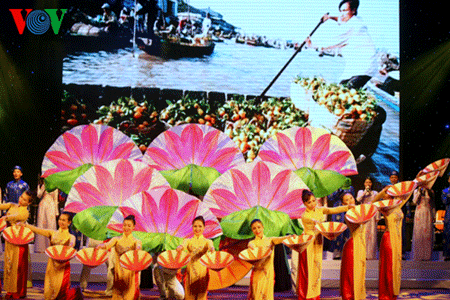 “Là người con Đất Việt” Âm nhạc hướng về biển đảo