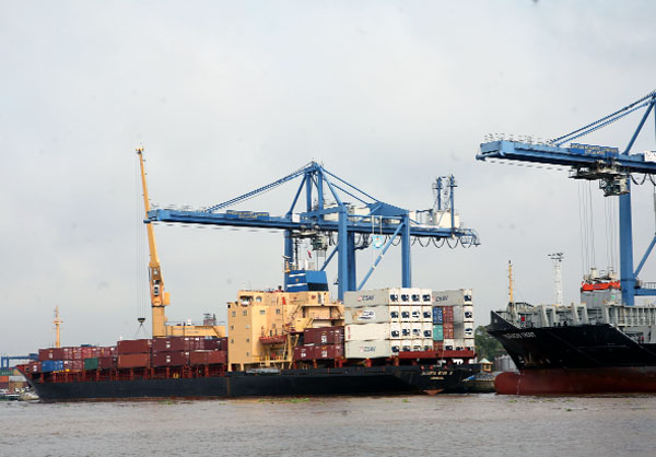 Trade surplus reaches USD1 3 billion in first half of 2014