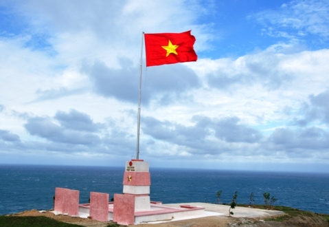 Le patriotisme à travers les drapeaux sur l’île de Ly Son