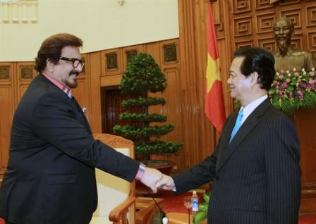 Le Premier ministre reçoit le nouvel ambassadeur pakistanais