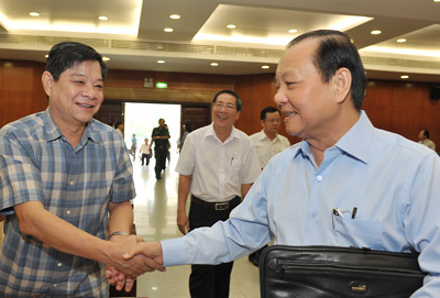 TP Hồ Chí Minh Đẩy mạnh học tập và làm theo tấm gương đạo đức Hồ Chí Minh