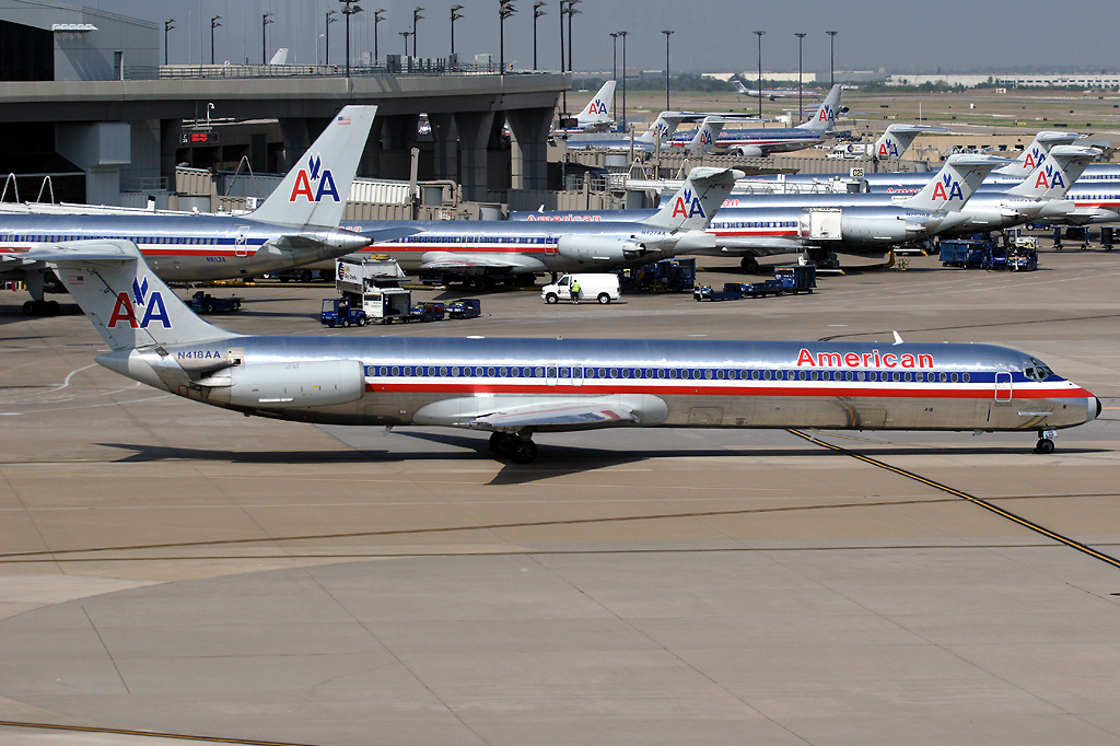 Les États-Unis renforcent la sécurité de ses aéroports par crainte d’actes terroristes