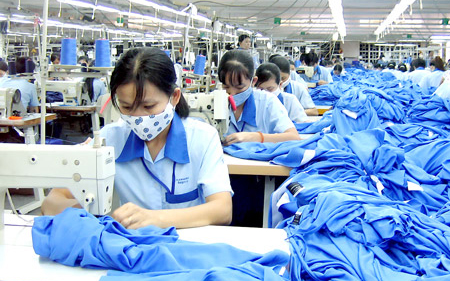Garments and textiles top exports to Japan