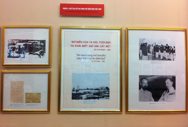 Ouverture de l’exposition Le Président Ho Chi Minh avec la mer et les îles du Vietnam