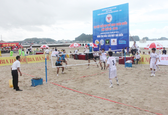 Beach Sepak Takraw tournament in Ha Long city