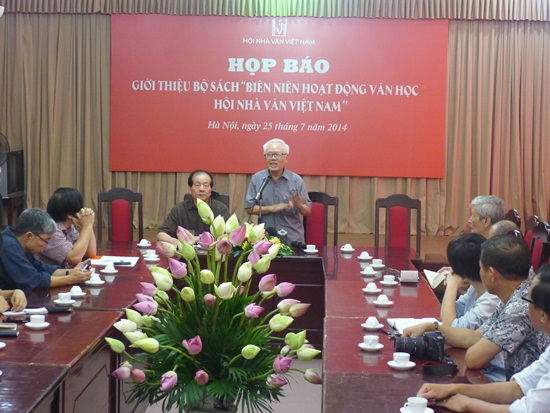 Ra mắt bộ sách “Biên niên hoạt động văn học Hội Nhà văn Việt Nam”