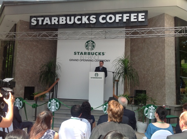 Starbucks breaks into Hanoi