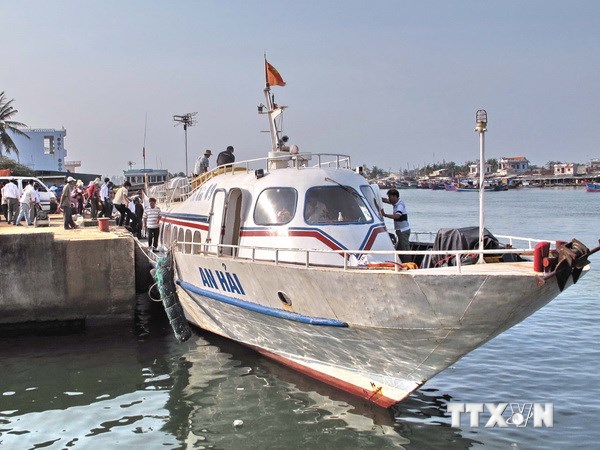 Tăng cường kiểm tra tàu khách du lịch, tàu cao tốc, nhà hàng nổi trên đường thủy