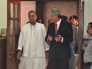 Singapore, India enhance defence partnership