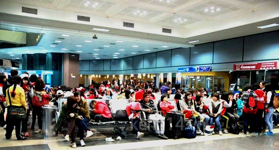 Kiểm tra, giám sát tình trạng chậm, huỷ chuyến bay