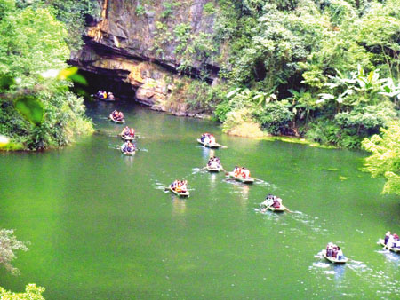 Ninh Binh, Thanh Hoa to offer joint tourism programme