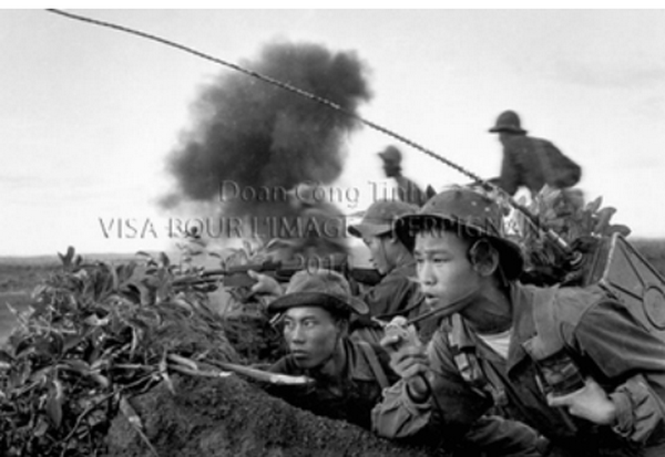 Triển lãm ảnh về đề tài chiến tranh Việt Nam tại Pháp