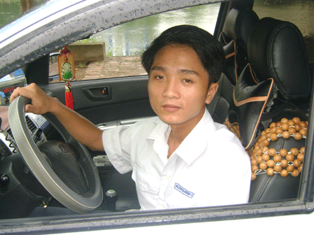 Hãy lắng nghe từ nhiều phía
