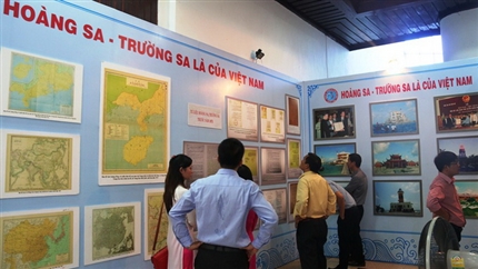 Thai Nguyen  ouverture d une exposition Hoang Sa et Truong Sa du Vietnam – Les preuves historiques et juridiques