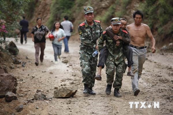 Près de 370 morts dans un séisme en Chine