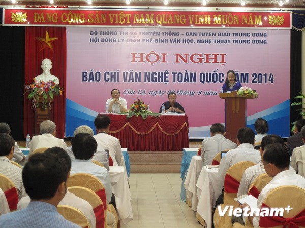 Báo chí văn nghệ phát triển, đổi mới nhưng còn nhiều hạn chế