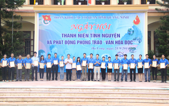 Volunteer festival by the young in Quang Ninh province