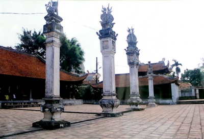 Photos of nine special, national relics on display in Hanoi