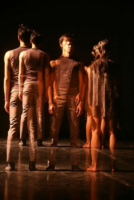 Sắp công diễn vở múa “7x”
