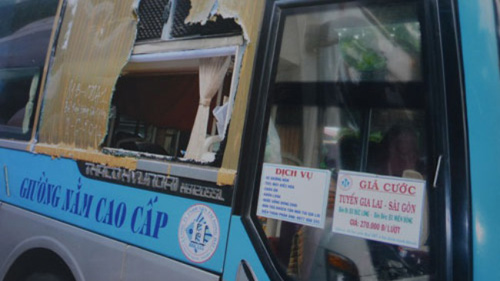 Sẽ xử lý nghiêm những đối tượng ném đá xe khách trên quốc lộ 14