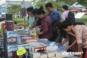 Hanoi hosts biggest book fair