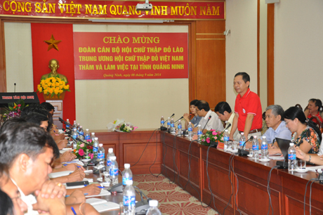 老挝红十字协会干部代表团访问广宁省