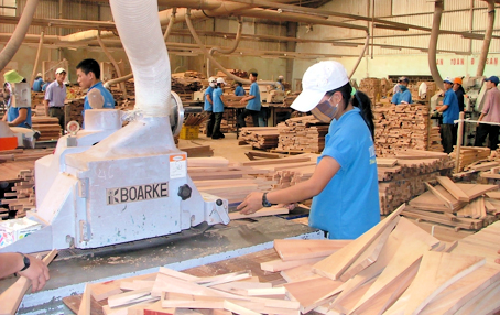 Country earns USD2 5 billion in trade surplus
