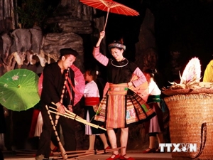 Khen festival in Dong Van attracts folklore enthusiasts
