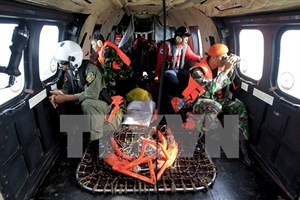 Undercurrents hamper search for crashed AirAsia jet
