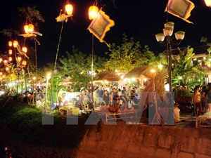 Quang Nam welcomes 2015’s first international tourists