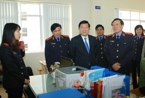 Chủ tịch nước Trương Tấn Sang thăm và làm việc với Trường Đại học Kiểm sát Hà Nội