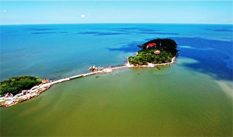 Exposition photographique à Chypre sur la souveraineté maritime et insulaire du Vietnam