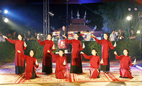 Phú Thọ Năm 2016 sẽ đưa hát xoan ra khỏi tình trạng cần bảo vệ khẩn cấp