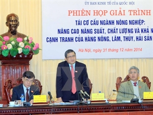Agricultural restructuring focuses on scientific application, production
