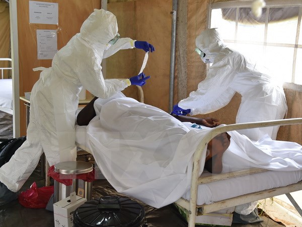 Japanese woman tests negative for Ebola