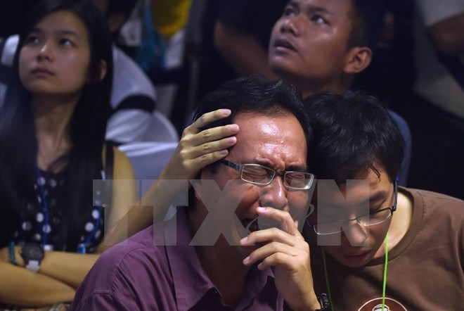 AirAsia gives financial compensation to victims’ families
