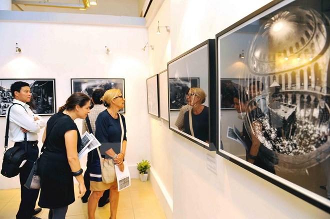 - Un photographe israélien s’expose à Hanoi