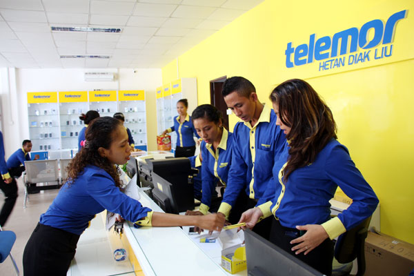 Viettel triumphs with two wins at International Business Awards 2015