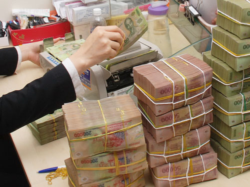Nhiều ý kiến về quy định trần lãi suất