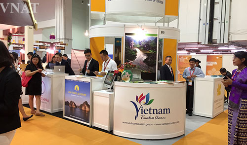 - Promotion du tourisme vietnamien à Singapour