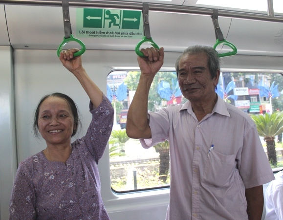 Người dân Thủ đô góp ý cho mẫu tàu điện Cát Linh – Hà Đông