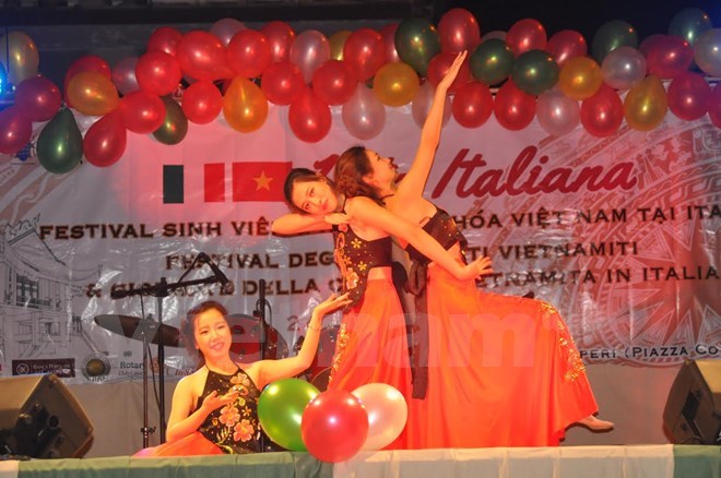 - La Journée culturelle du Vietnam en Italie impressionne les amis étrangers