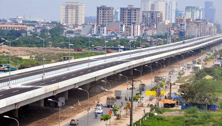 Sắp thông xe kỹ thuật đường Vành đai 2 đoạn Nhật Tân - Cầu Giấy